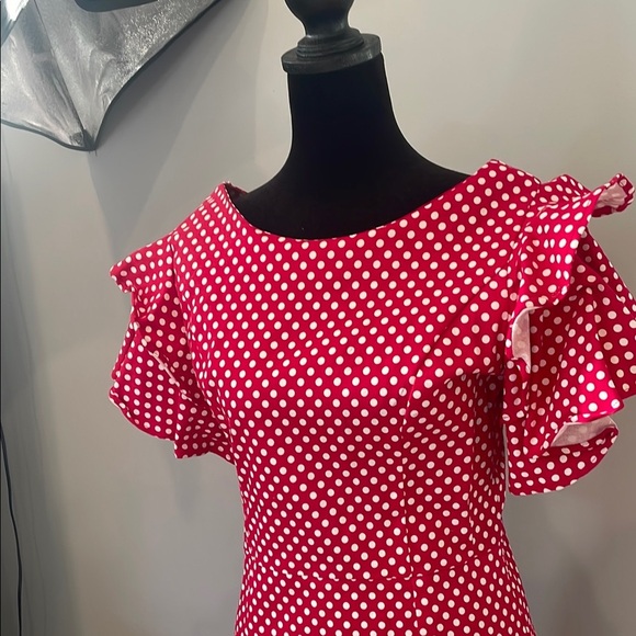 Polka Dot Ruffle Sleeve Dress red and white like new - Picture 2 of 3